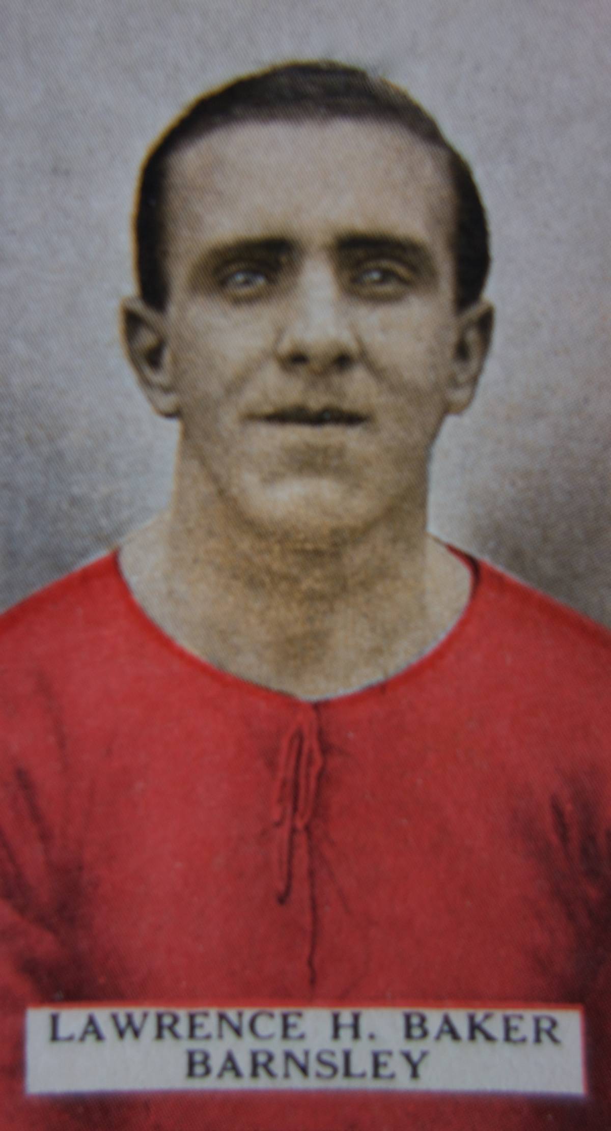 baker-lawrie-image-1-barnsley-1926-vintage-footballers